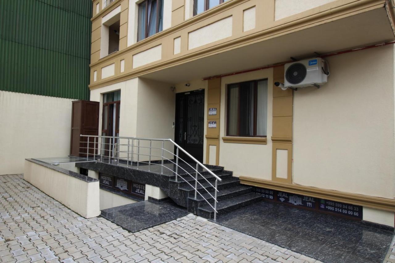 Hostel Jeal Batumi Eksteriør billede