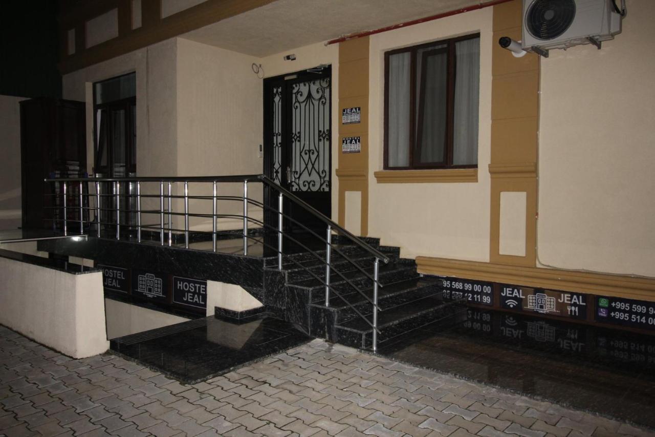 Hostel Jeal Batumi Eksteriør billede